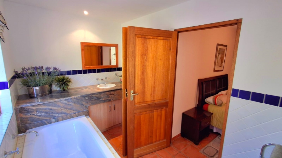 4 Bedroom Property for Sale in Boschenvaal River Front Lodges Free State